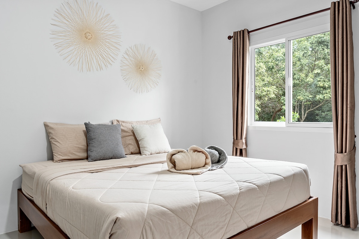 Bedroom with king bed